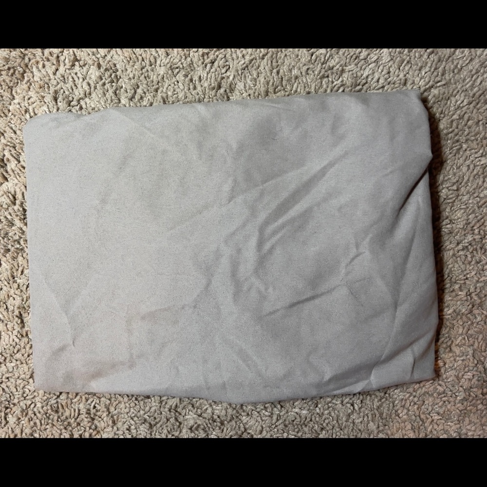 Standard, queen Serta pillow case